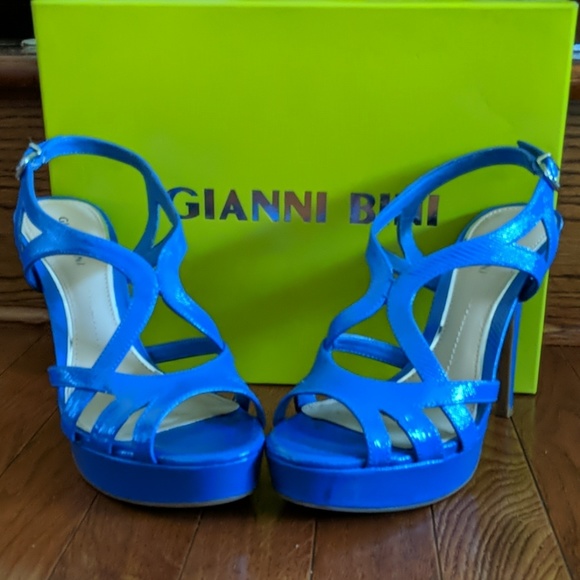 Gianni Bini Shoes - New Gianni Bini high strappy sandals Gianni Bini Shoes - New Gianni Bini high strappy sandals
